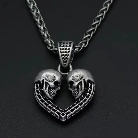 💀💀💀 - Love in Death Pendant Necklace 💀💀💀 - Picture 4 of 9